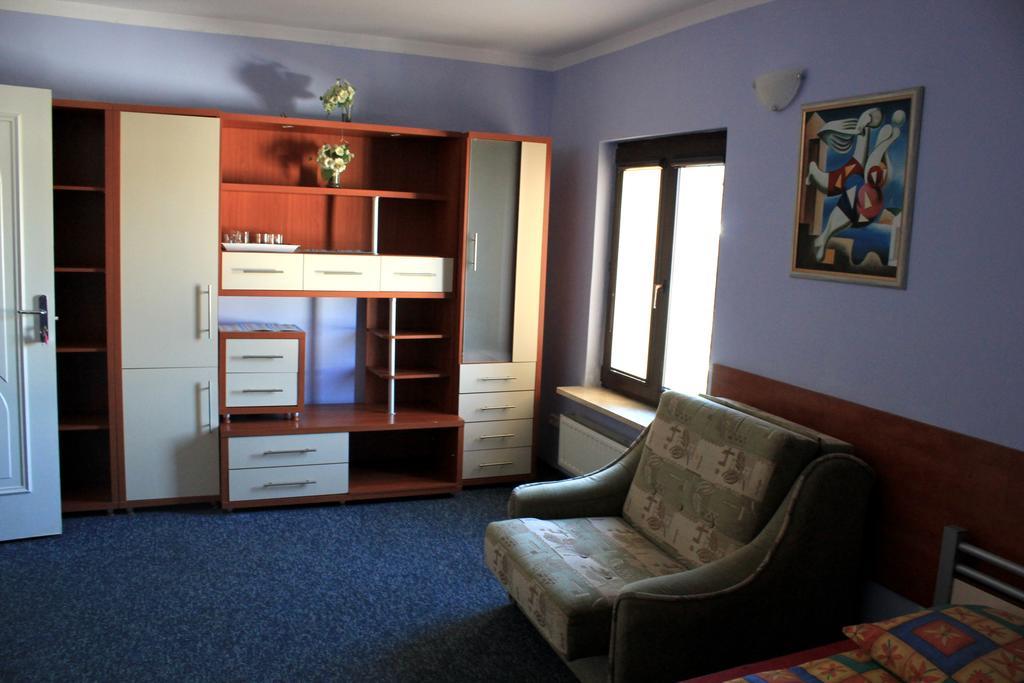 ביאליסטוק Adeo Hostel מראה חיצוני תמונה