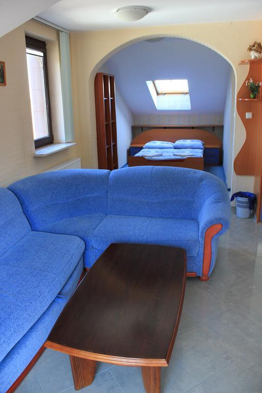 ביאליסטוק Adeo Hostel מראה חיצוני תמונה