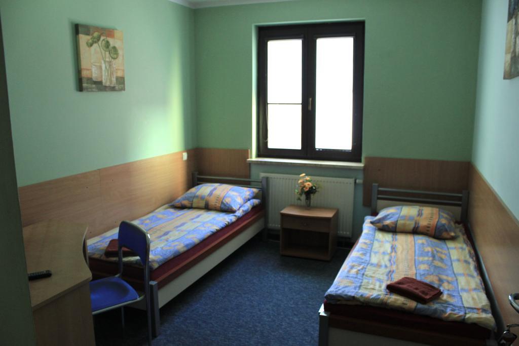 ביאליסטוק Adeo Hostel מראה חיצוני תמונה